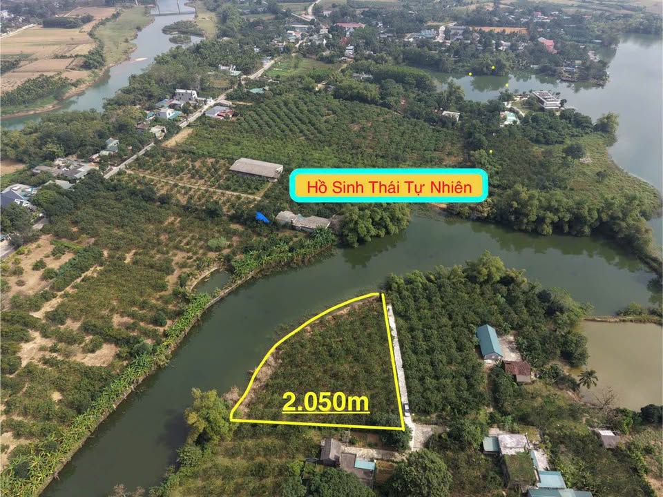 Đất nghỉ dưỡng 2050m2 mặt tiền 50m bám hồ Vâu, Lạc Thủy, Hòa Bình