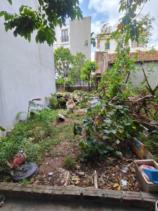 Bán đất Trạm Trôi, gần khu đô thị Nam 32, diện tích 40m2, ngõ thông, giá tốt