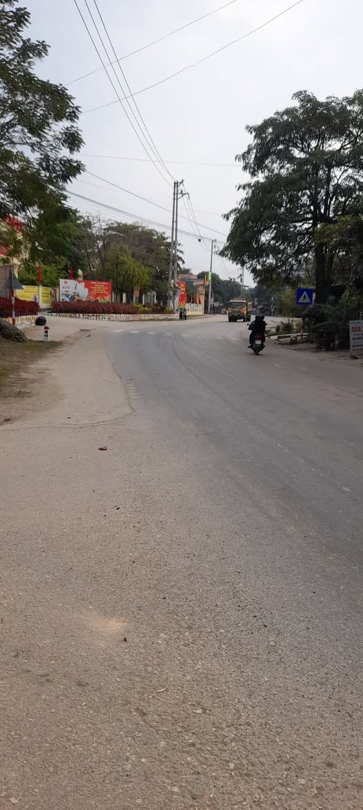 Đất vàng Tuyên Quang 138m2 mặt tiền rộng, gần tiện ích, giá hời