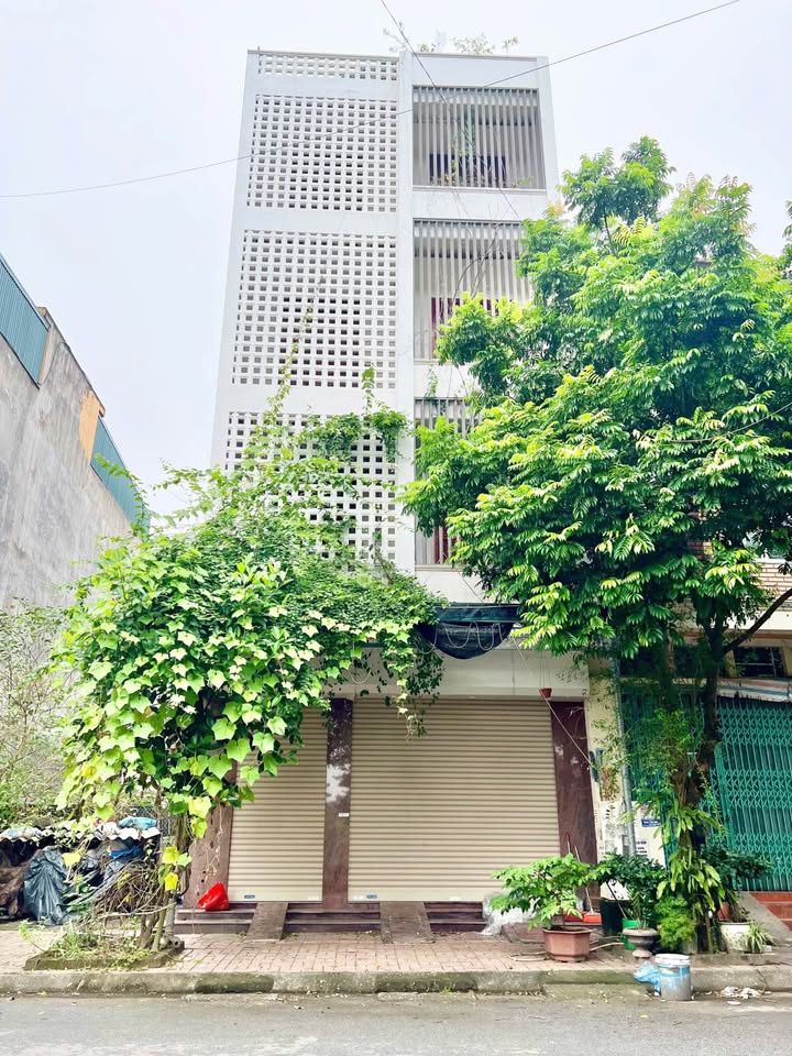 Nhà 4 tầng trung tâm Hưng Yên, gần Go, quảng trường, tiện ích đủ đầy