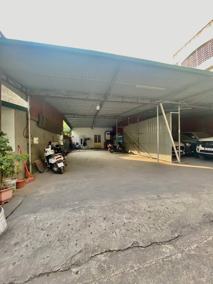 Bán đất vuông vắn 130m² mặt tiền 6.5m tại phố Nhà Thờ, Cẩm Phả