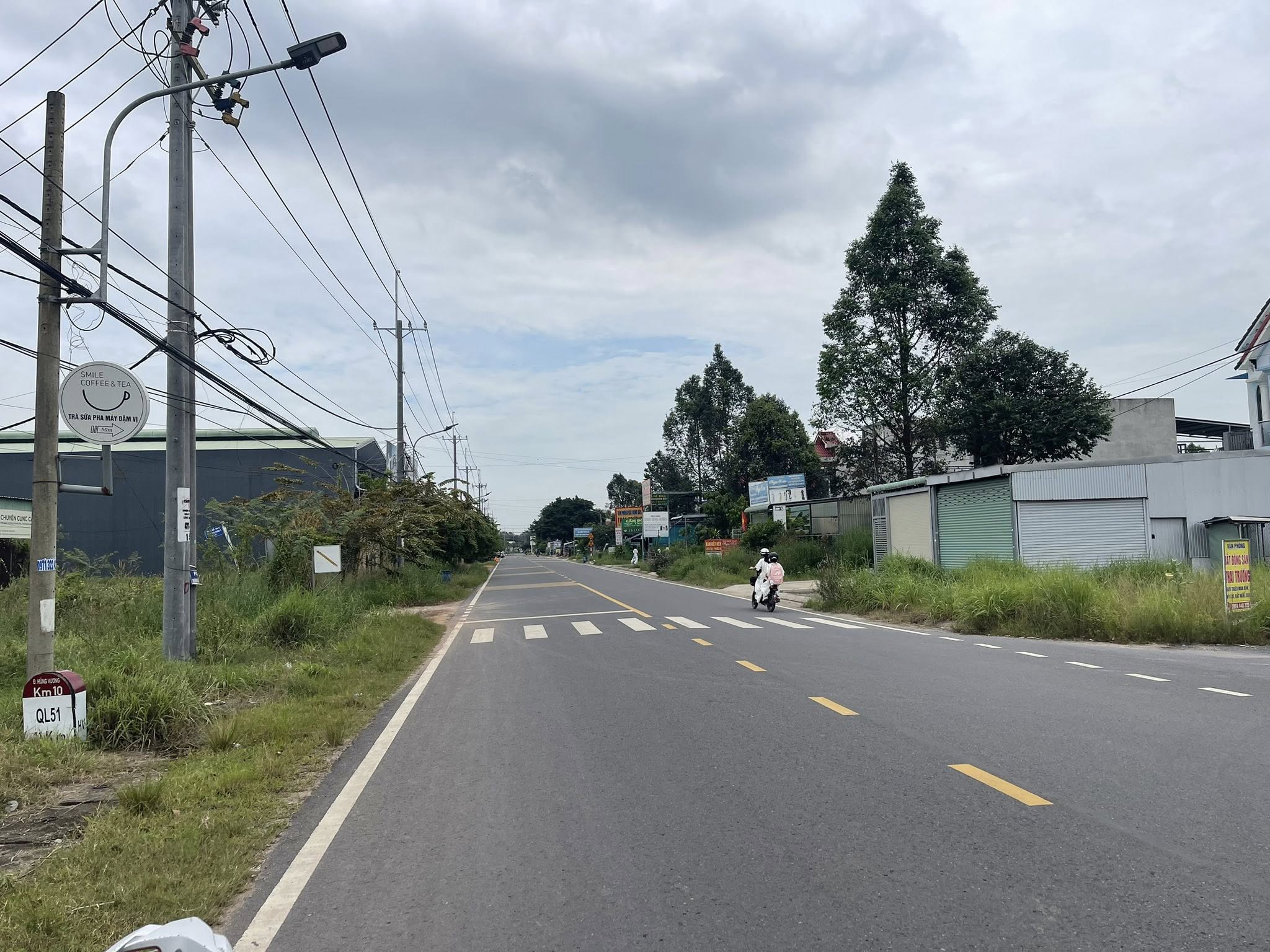 Bán đất mặt tiền đường Hùng Vương, 2900m2, mặt tiền rộng 3m, giá 16 tỷ, thích hợp đầu tư kho xưởng