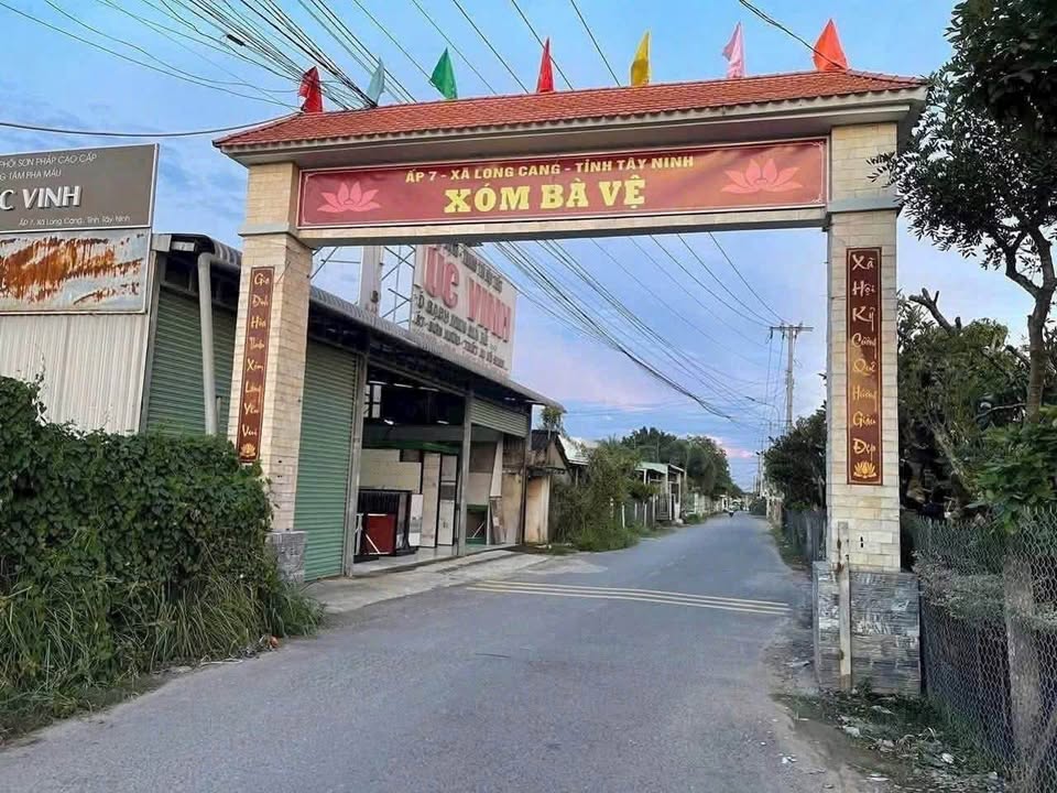 Nhà mái thái khu dân cư Xóm Bà Vệ, Long Định, Cần Đước, Long An giá tốt