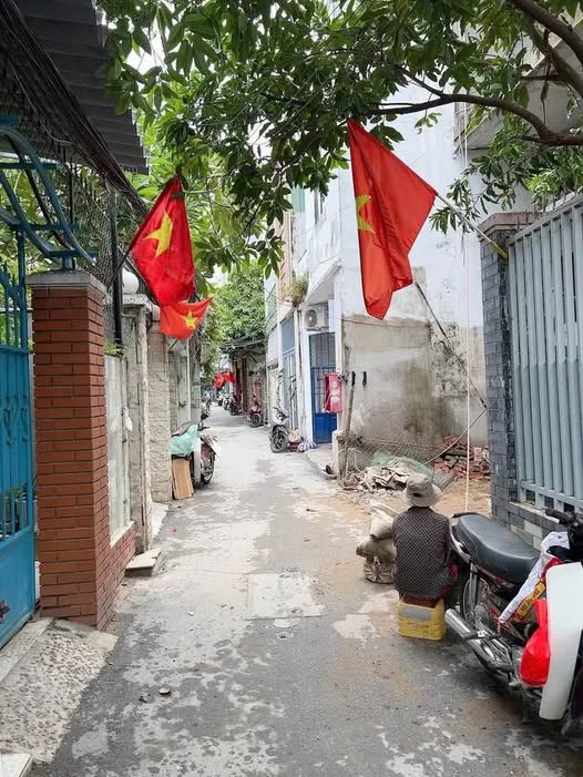 Nhà Thái Thị Bôi 93m2, ngang 6m thoáng đãng, gần phố