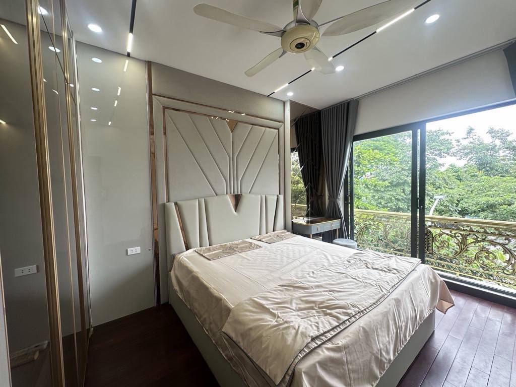 Bán nhà Kim Giang 38m2, 5 tầng, nở hậu, sổ đỏ chính chủ