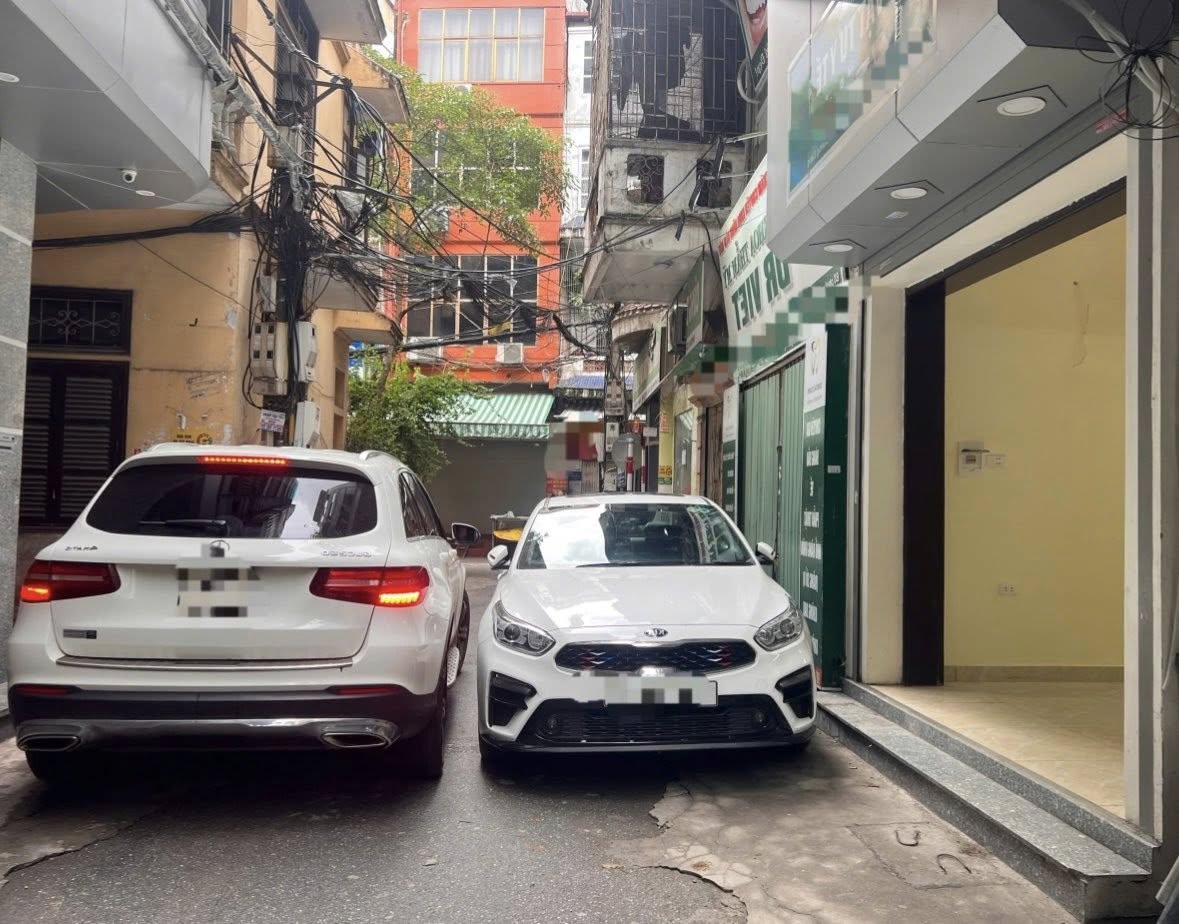 Khám phá ba cơ hội đầu tư bất động sản độc đáo tại phố Hoàng Quốc Việt