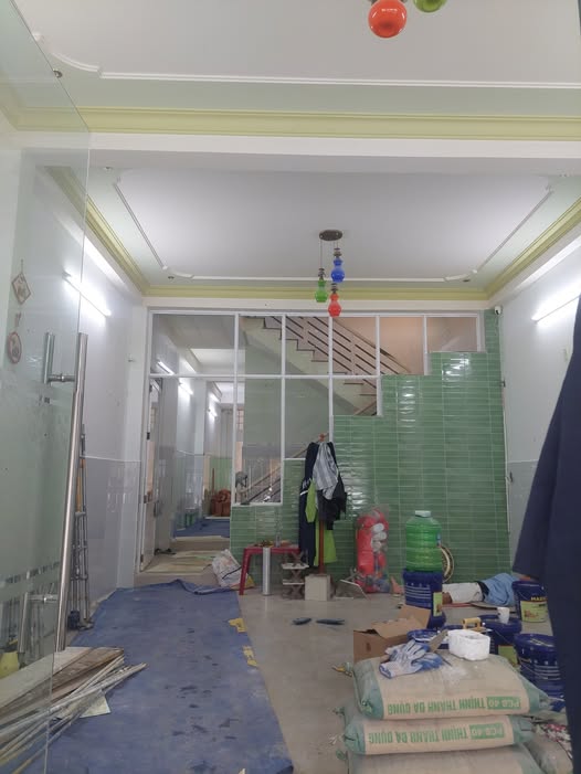 Nhà 3 tầng mặt tiền siêu to khổng lồ Hòa Cường, giá hời 20 củ