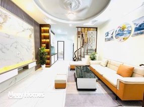 Nhà 3 tầng đúc 35m2 giáp Quận 1, gần Cầu Thị Nghè - Giá chào hơn 5 tỷ