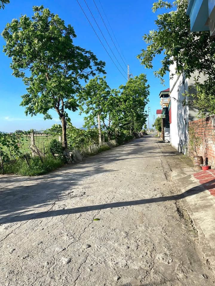 Bán lô đất Ngọc Trì - Kim Hoa, gần kề tuyến đường Vành đai 4, ngõ ô tô