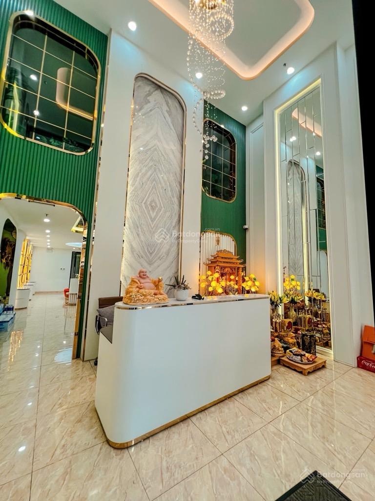 Mặt phố Đốc Ngữ - Đội Nhân - Ba Đình 9 tầng, kinh doanh 38 tỷ