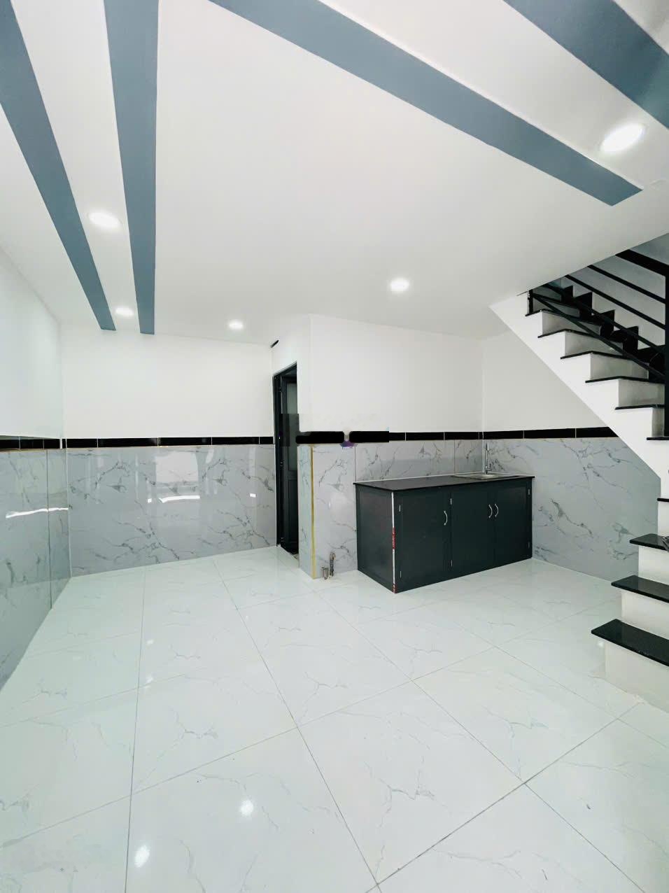 Nhà chính chủ, không qua cò, sổ riêng công chứng liền tay!