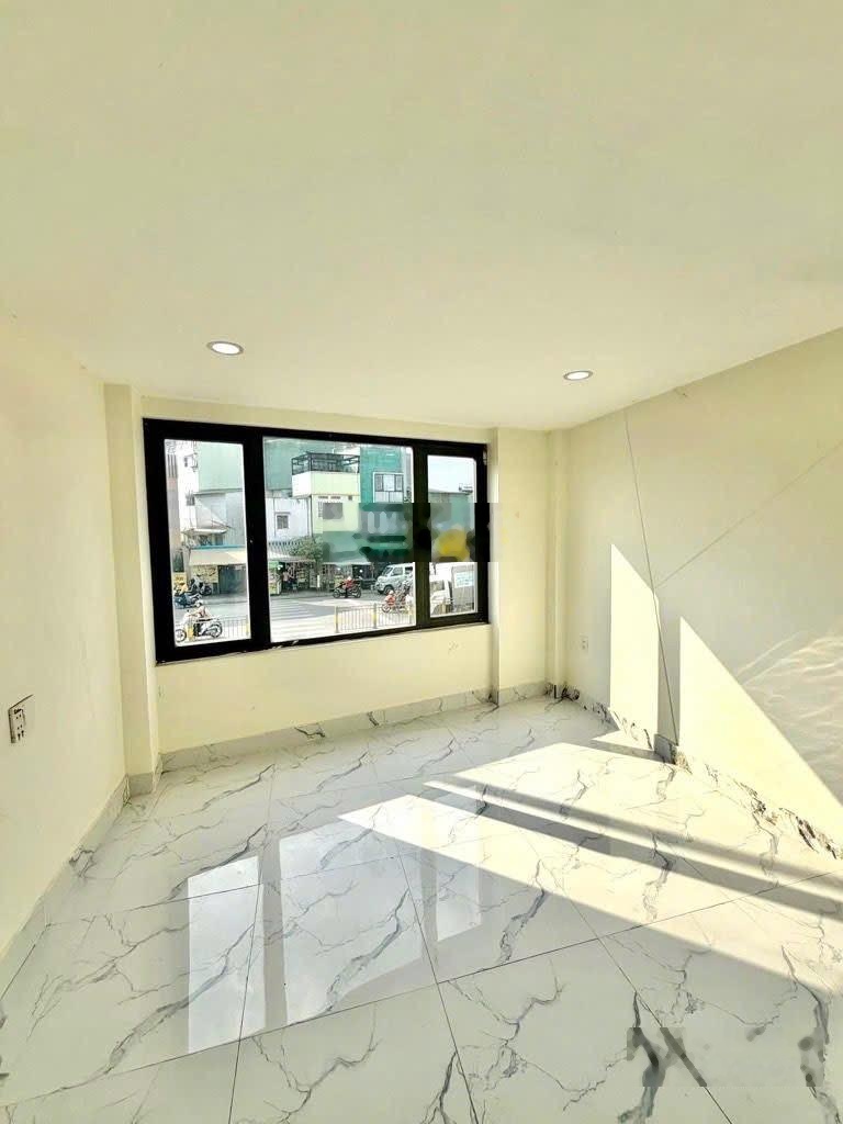 Mặt tiền ng.xí - p.v.đồng - 18m2 - 4 tầng - 5,45tỷ - bình thạnh