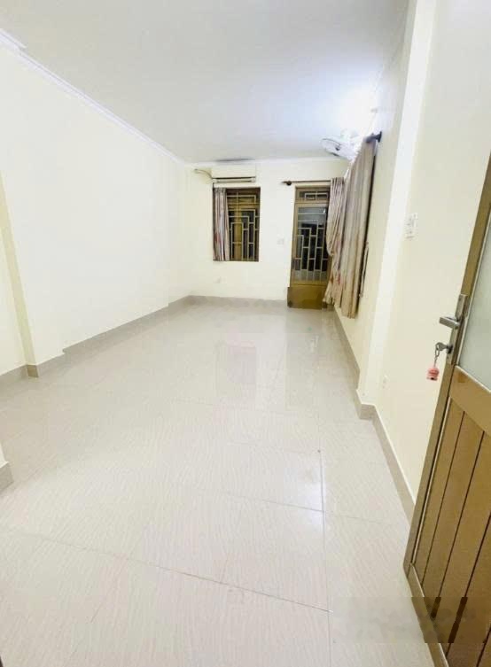 Hẻm xe hơi 7 chỗ vào nhà - Nơ Trang Long - 28m2, 3 tầng.