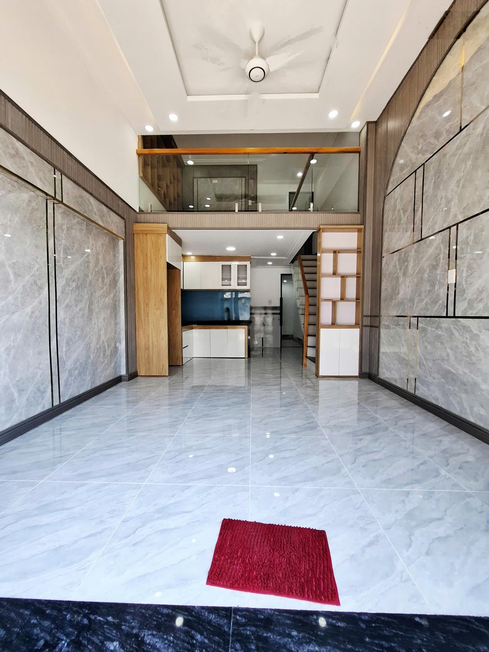 Bán nhà mặt phố Lê Văn Khương, 1,858 tỷ, 45m2, uy tín