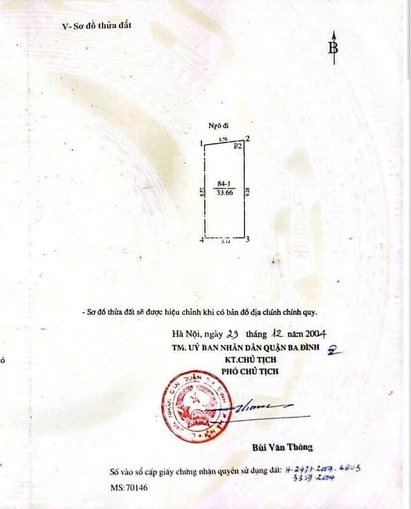 Bán nhà Vĩnh Phúc Ba Đình 35m2 3 tầng mặt tiền 3.8m. gần phố. Giá 7.65 tỷ