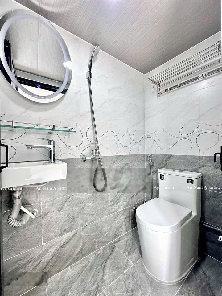 Cho thuê phòng trọ có gác, ban công, máy giặt riêng 35m2 gần Ngã Tư Phú Nhuận, Bình Thạnh, quận 3