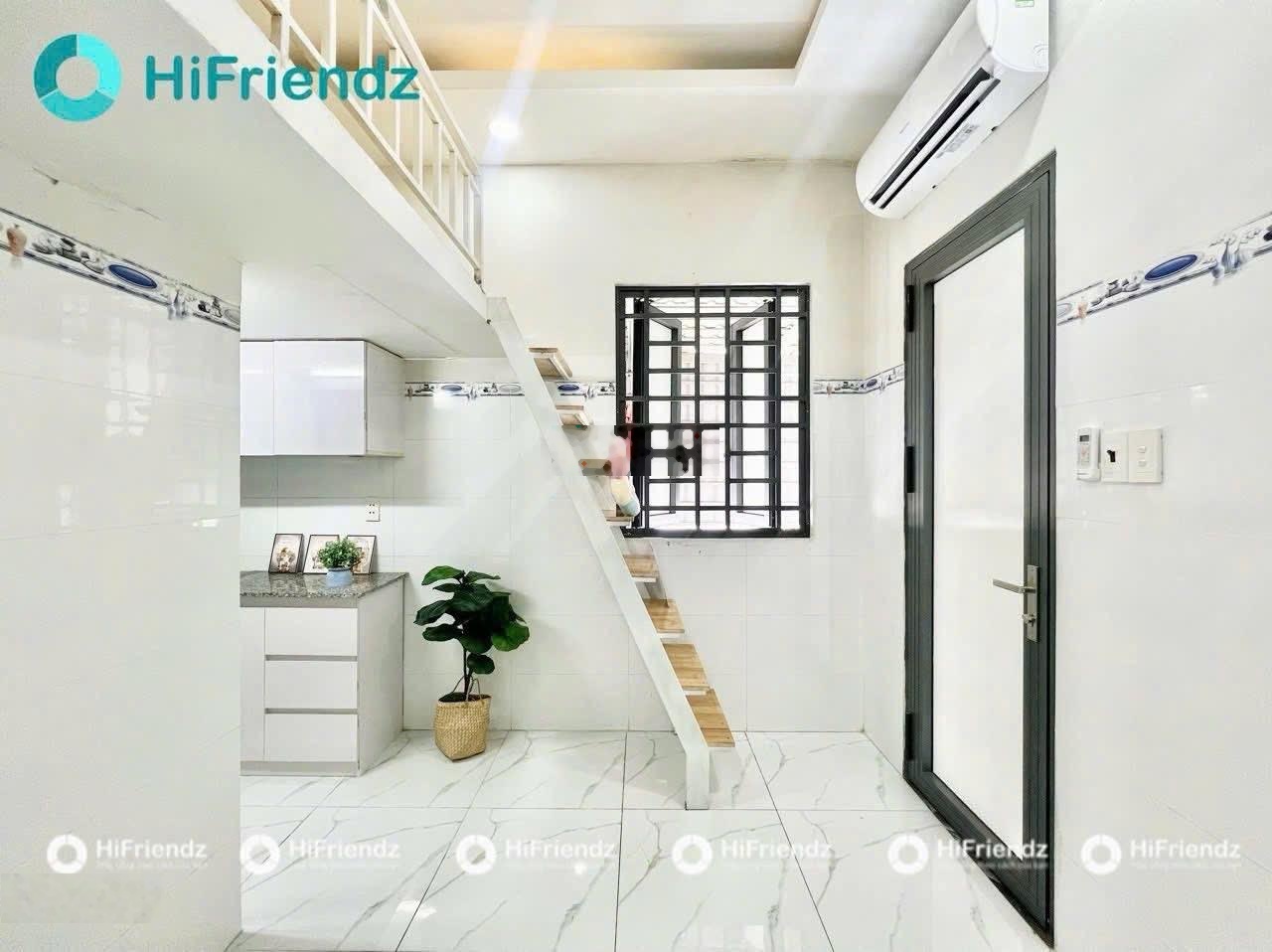 Trống lại 1 phòng - có máy lạnh - thang máy gần aeon tân phú giá rẻ