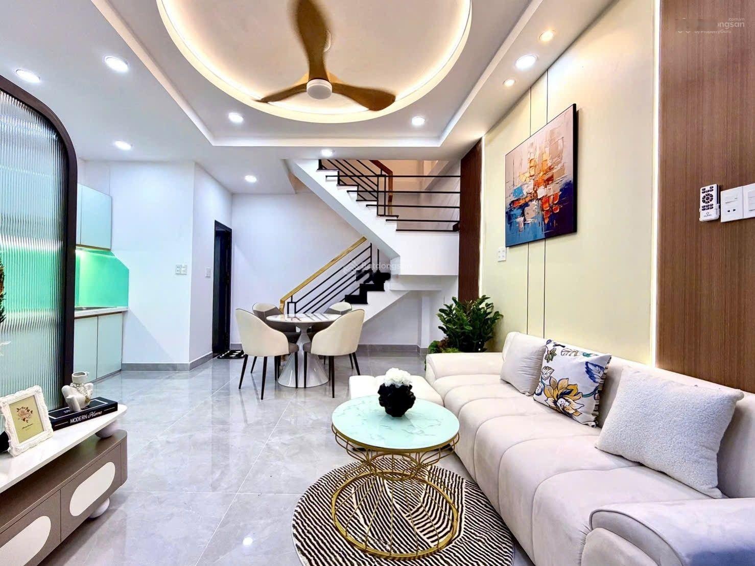 Nhà đẹp 4 tầng full nội thất cao cấp hẻm 3m thông thoáng trung tâm bình thạnh giá chỉ 4.98 tỉ