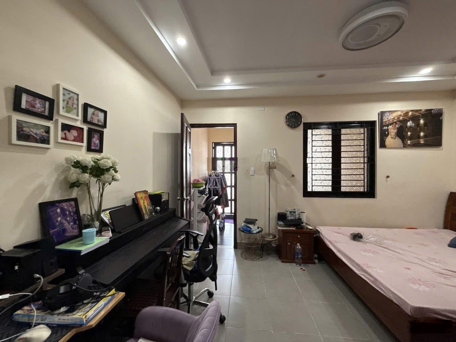 [ phát mãi nhà quận 1 ] chỉ 1tỷ990 ngay trần khắc chân, q.1 hẻm 5m - đang cho thuê 16 triệu / thang