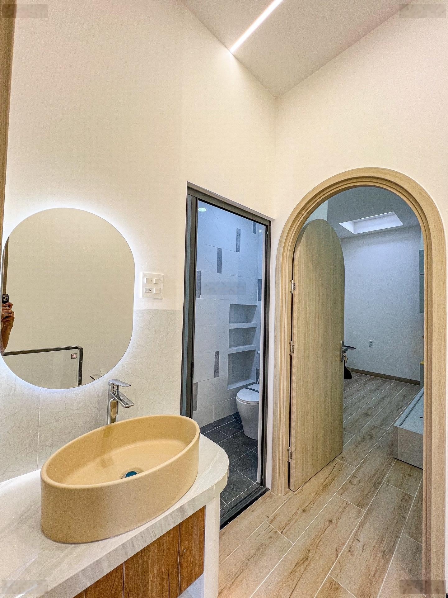 Cần bán nhà chính chủ 250 triệu Đường Võ Trần Trí Bình Tân