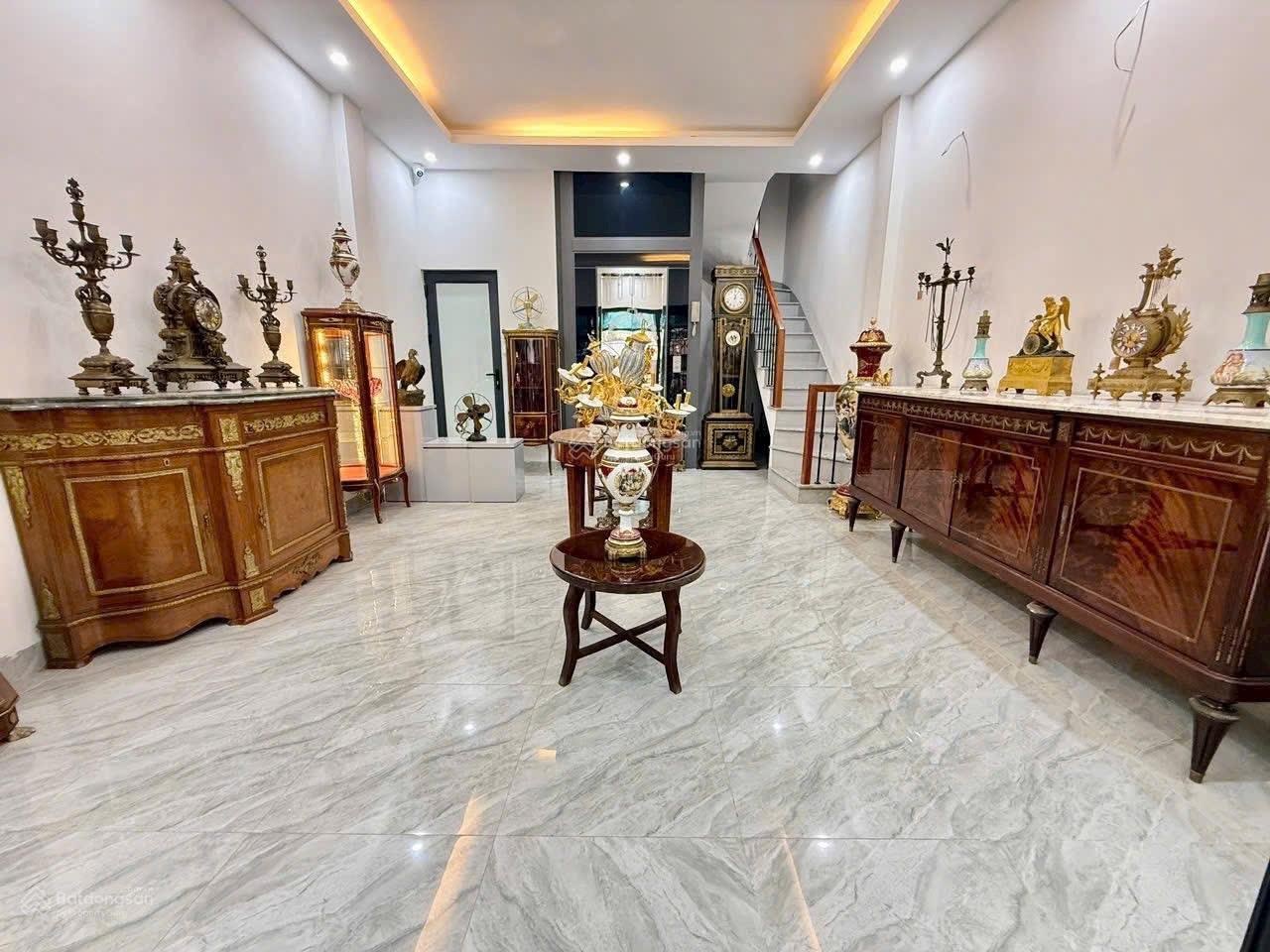 Vip ba đình - văn cao 47m x 6 tầng x mt 4.6 ,thang máy - kinh doanh - phân lô - oto tránh