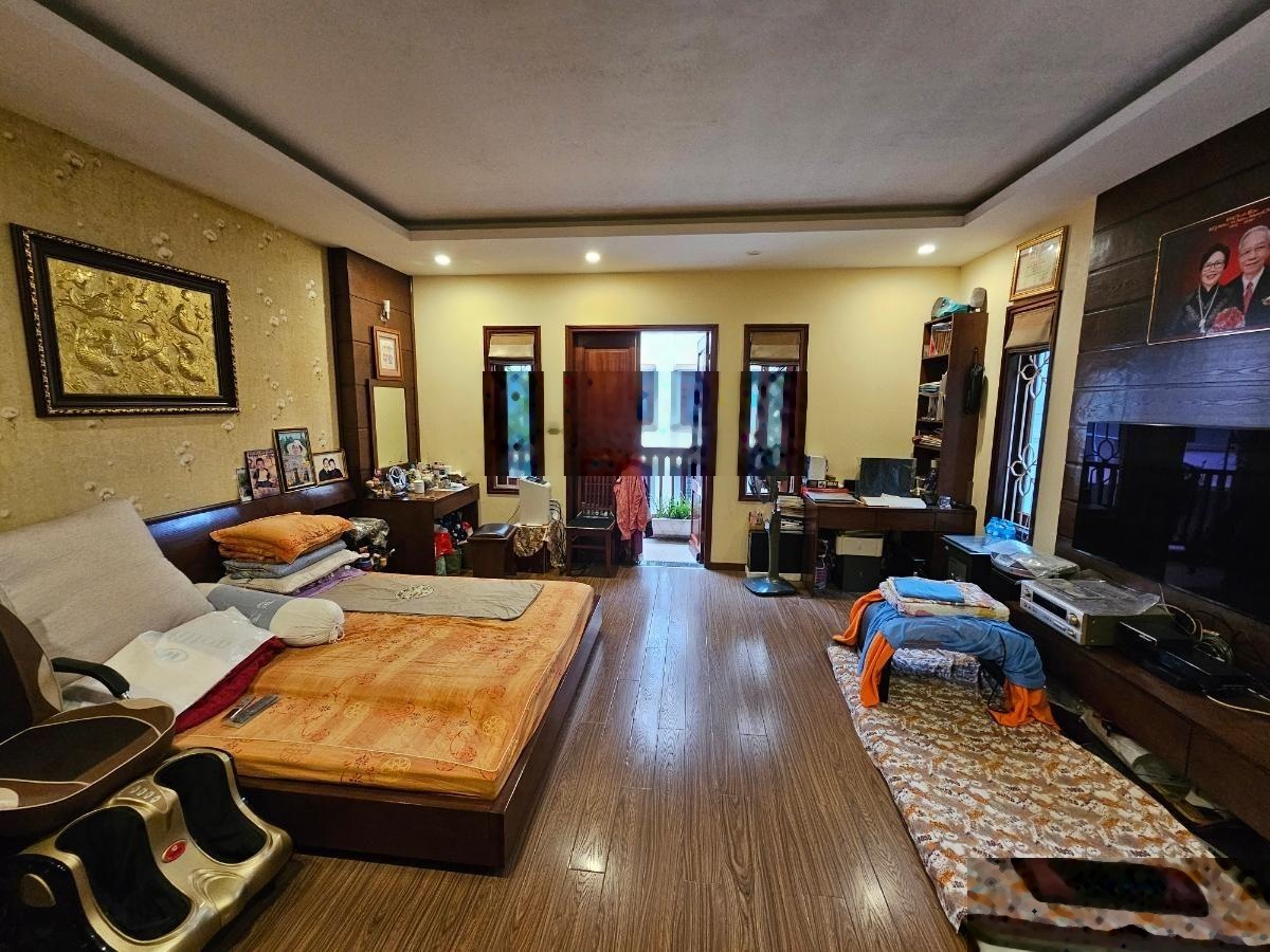 Bán nhà phân lô ô tô tránh- 3 mặt thoáng- kv ngọc khánh giảng võ ba đình 83m 5 tầng 4 phòng ngủ