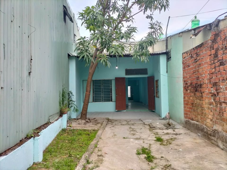 Bán nhà 103m2, 2 mặt kiệt ô tô, nở hậu, giá nhỉnh 2 tỷ khu Hòa Khánh Nam - Mẹ Suốt, Liên Chiểu