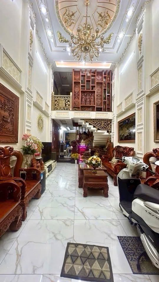 Bán nhà phố Tô Ngọc Vân, Quận 12, 5 phòng ngủ, giá 5,8 tỷ
