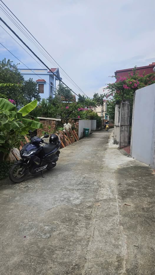 Bán đất Quế Võ, mặt tiền 5,2m, đường ô tô