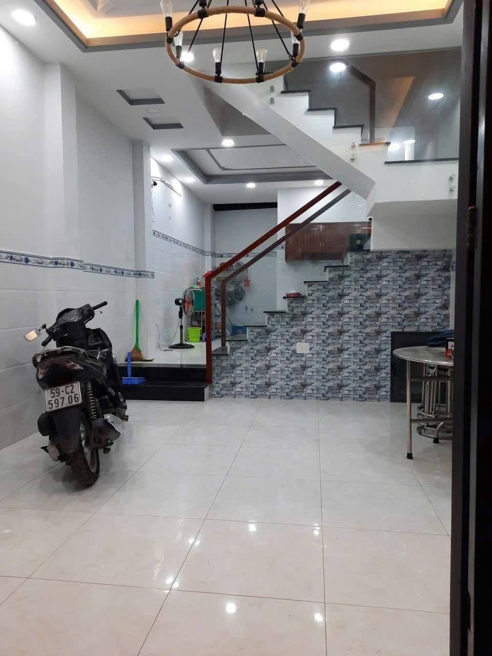 Cho thuê nhà hẻm 6m đường Nguyễn Bình, Nhà Bè, 3 phòng ngủ, giá 7 triệu/tháng