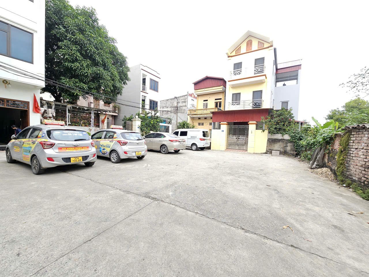 Bán nhà cấp 4 tại Yên Viên, Gia Lâm, ô tô đỗ cửa, giá thương lượng