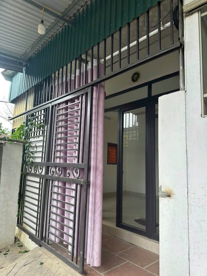 Chính chủ bán nhà phường Hàm Rồng, full nội thất, giá hấp dẫn