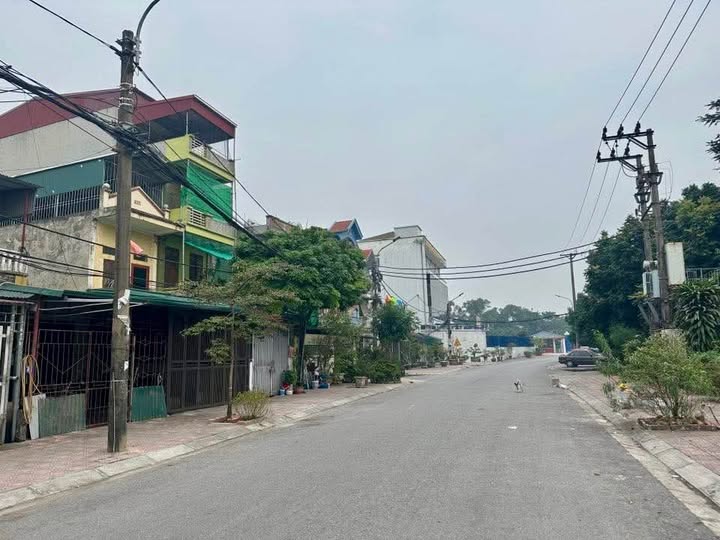 Nhà mặt đường Ngô Quyền, Phủ Lý 47m², 2 tầng, giá 1 tỷ