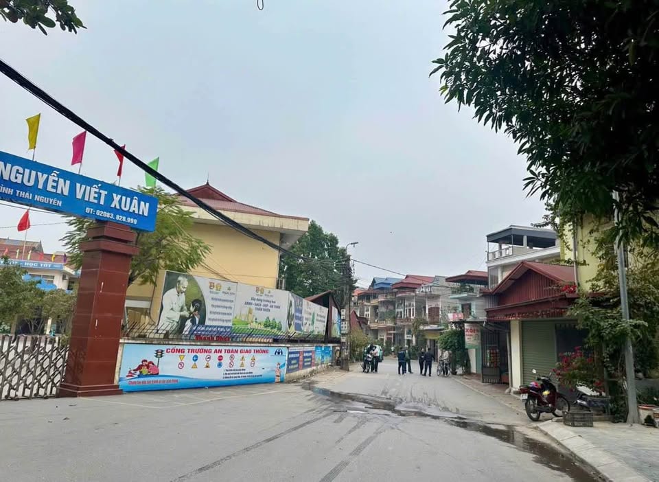 Đất trung tâm thành phố, xây phòng trọ hoặc nhà vườn, chỉ hơn 10 triệu/m2