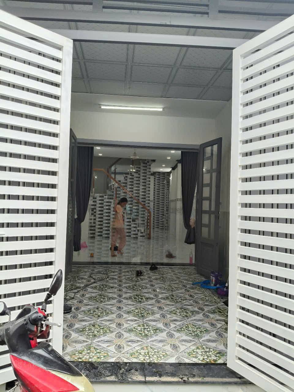 Bán nhà 1 trệt 1 lầu tại Ấp 5, Bình Mỹ, Củ Chi, hẻm xe hơi, giá 1,2 tỷ