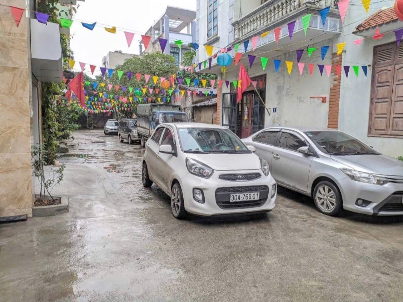 Nhà phân lô ô tô tránh, dân xây, gần khu đô thị Cầu Bươu, mặt tiền 4.5m