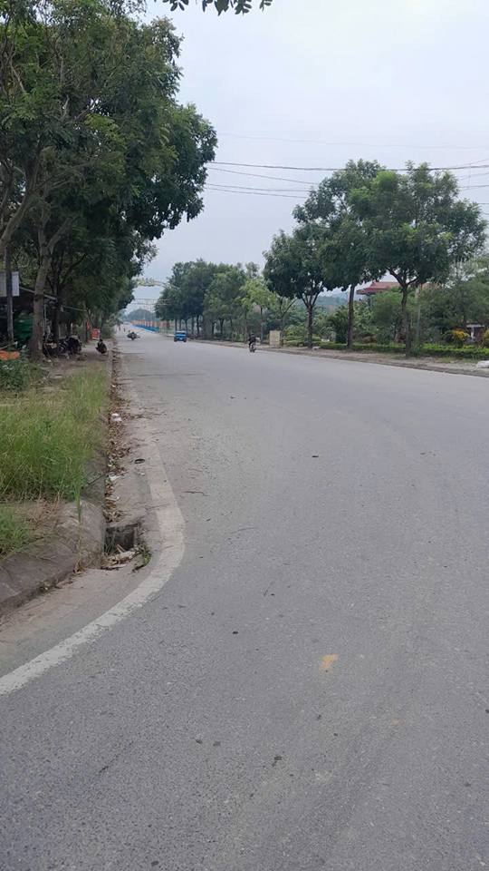 Bán đất tặng nhà tại thôn Cánh Chín, Vạn Hòa cũ, Lào Cai thuộc khu tái định cư số 1 Giang Đông