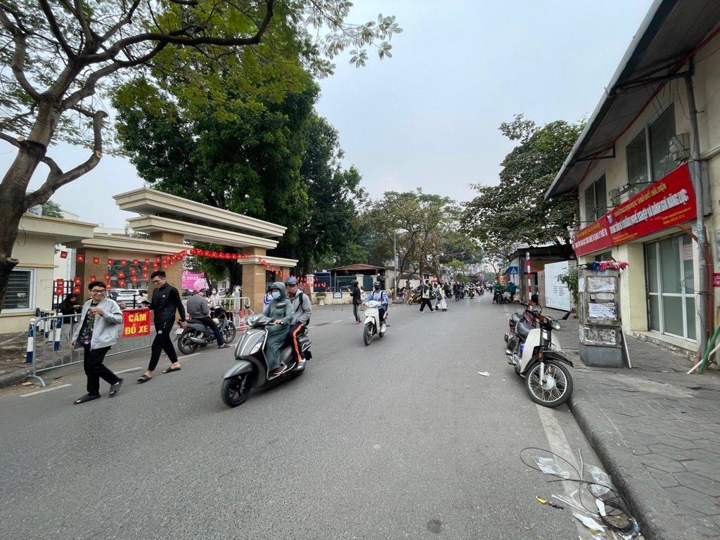 Bán nhà mặt ngõ kinh doanh cực sầm uất Nguyễn Khánh Toàn - Cầu Giấy, ô tô tránh