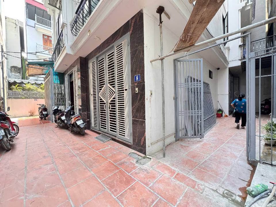 Nhà đẹp Phú Thượng, Tây Hồ, diện tích 49,6m2, mặt tiền 4m, 5 tầng, sổ đỏ chính chủ, khu dân trí cao