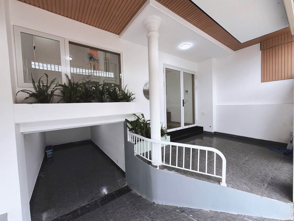 Bán nhà hẻm 102 Nguyễn Tất Thành tại trung tâm phường Buôn Ma Thuột, Đắk Lắk