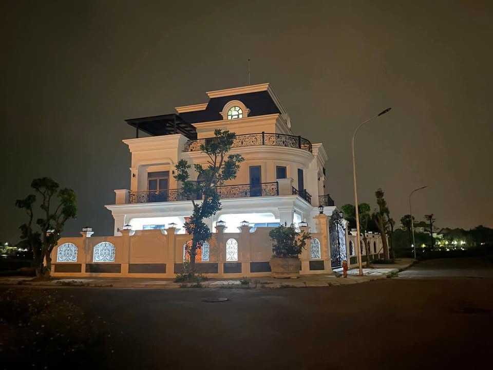 Bán căn liền kề khu đô thị sinh thái Bắc Đầm Vạc, diện tích 120m2, hướng Tây Nam, giá 51 triệu/m2