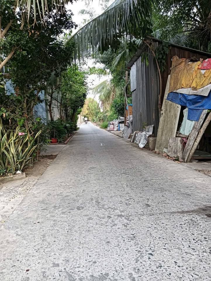 Bán nhà mặt tiền đường thông Phú Tân, 171m2, giá chỉ 990 triệu