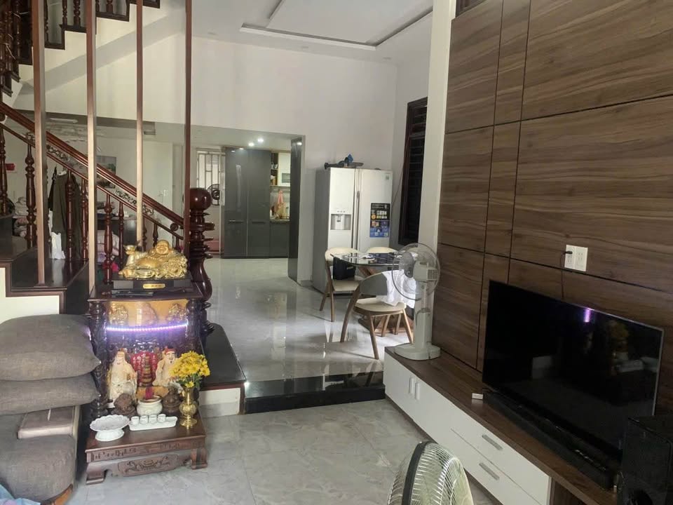 Nhà 3 tầng khu quy hoạch Hạ Cồn Trống, Phú Thượng, Huế, gần Phạm Văn Đồng, giá chỉ 4.7 tỷ