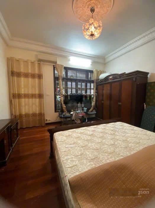 Nhà đẹp Hoàng Hoa Thám, ngõ đẹp ô tô lùi cửa 45m 4 tầng dân xây gần ngã tư văn cao chỉ hơn 12 tỷ