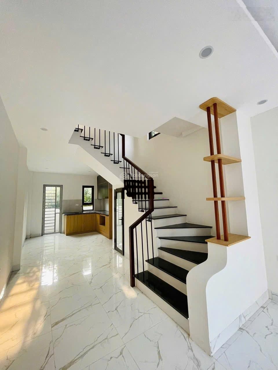 GIÁ SIÊU SỐC CHỈ 3,X TỶ Bán Nhà mới kính koong 50m, 3 tầng tại Bắc Hồng, Đông Anh, Hà Nội