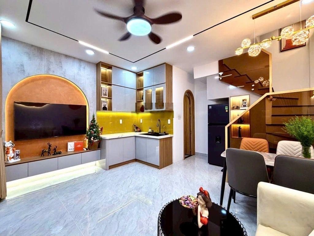 Ngã tư hàng xanh nhà đẹp 3 tầng full nội thất chỉ 5.28 tỷ đinh bộ lĩnh, p26, bình thạn