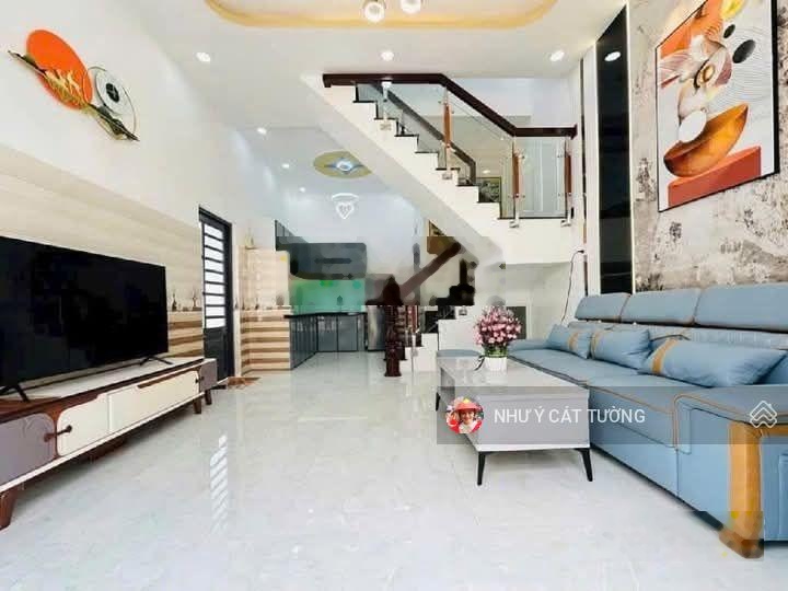 Giá sốc! Ngọc Khánh, gần phố, 5m ra ô tô tránh, an sinh đỉnh, gần chợ, ngõ rộng, thoáng, ở sướng