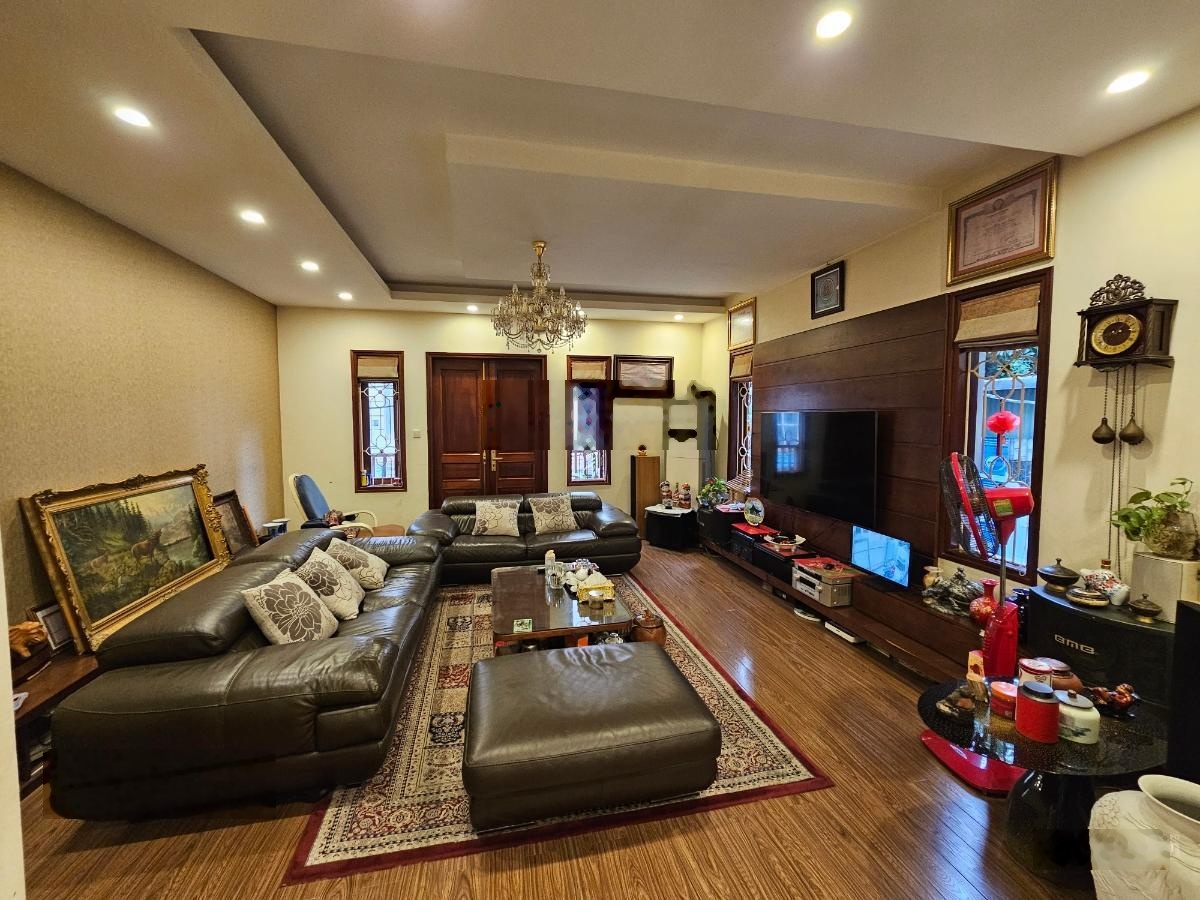 Bán nhà Phân lô Ngọc Khánh, Ba Đình, 3 Thoáng, Ô Tô tránh, 88m 5 tầng, Nhỉnh 33 tỷ