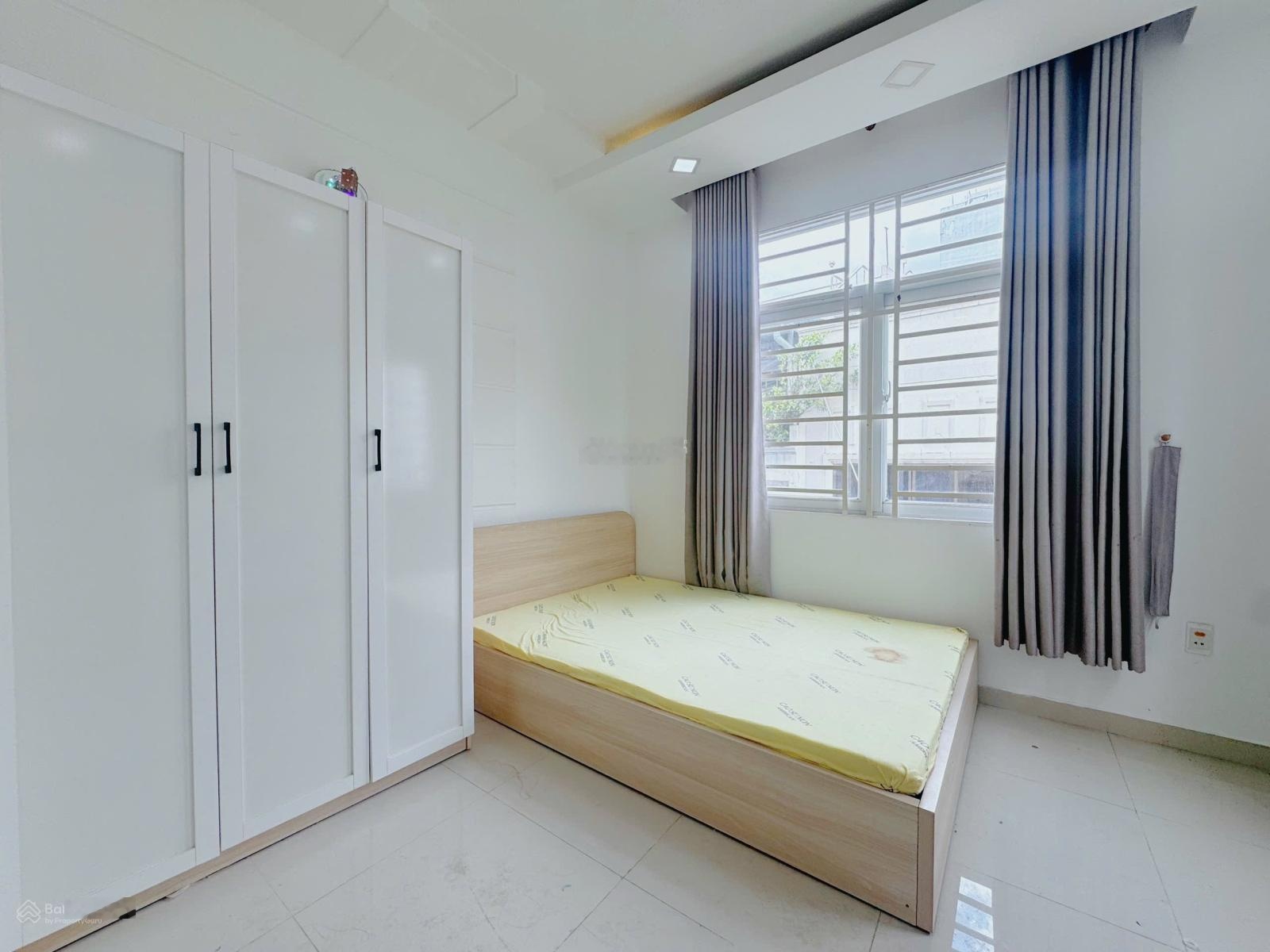 Căn hộ Studio Cửa Sổ Lớn tại Thích Quảng Đức, 4,9 triệu, 30m2, 1PN, 1WC