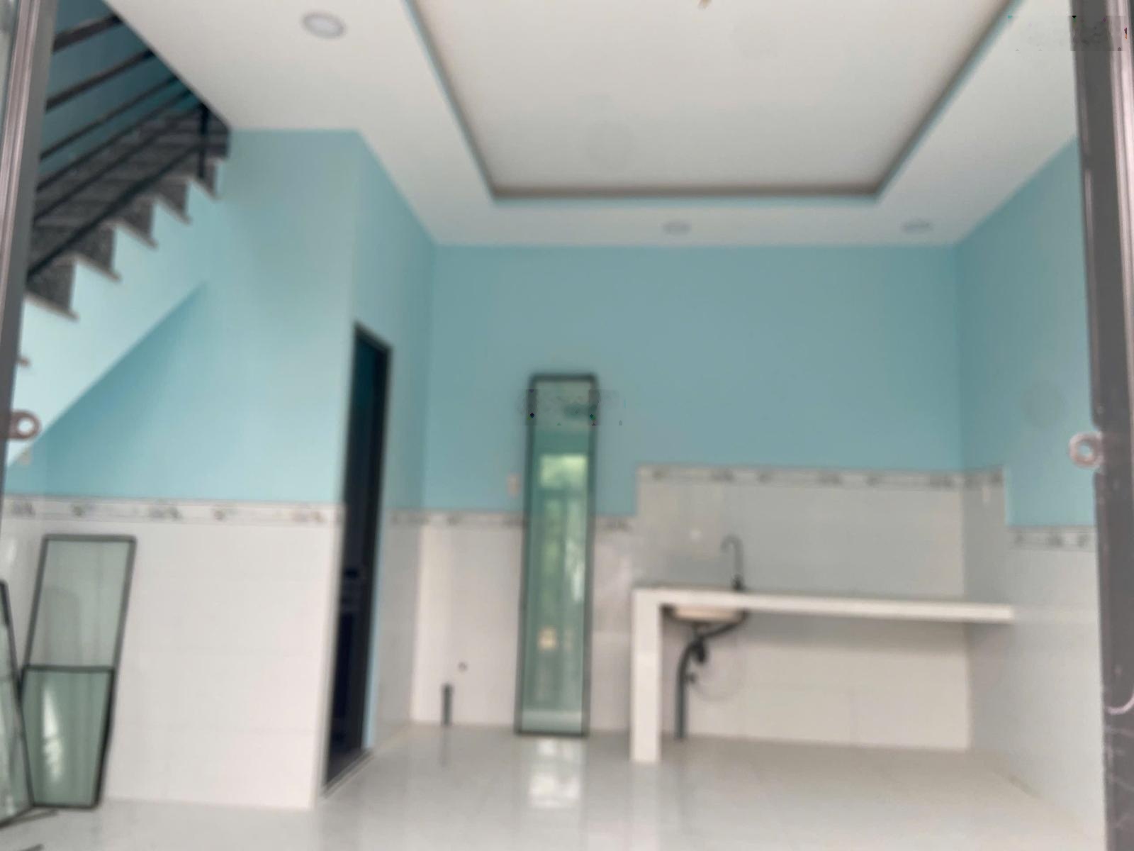 Bán nhà 1 trệt 1 lầu 660tr Long hậu giáp nhà bè